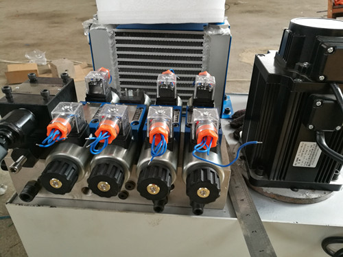 �ŷ�ϵ�y(t��ng)��΢�C(j��)�Һ�ŷ��f�ܲ���ԇ�(y��n)�C(j��)�е�����